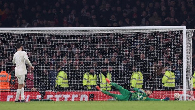 5 điểm nhấn Arsenal 1-1 (pen: 3-5) Man Utd: Bayindir quá hay; Hàng công bất lực
