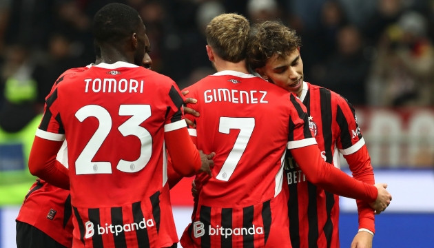 AC Milan 3-1 Roma: Abraham rực sáng, Joao Felix lập siêu phẩm