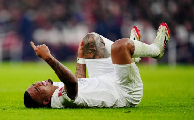 Arsenal bế tắc thương vụ Vlahovic: Giấc mơ vô địch lung lay?