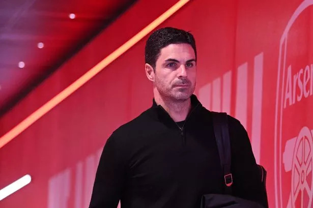 Arsenal trong cuộc đua giành ngôi vô địch