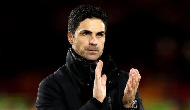 Chuyên gia đưa ra dự đoán &#8221;điên rồ&#8221; về Arsenal