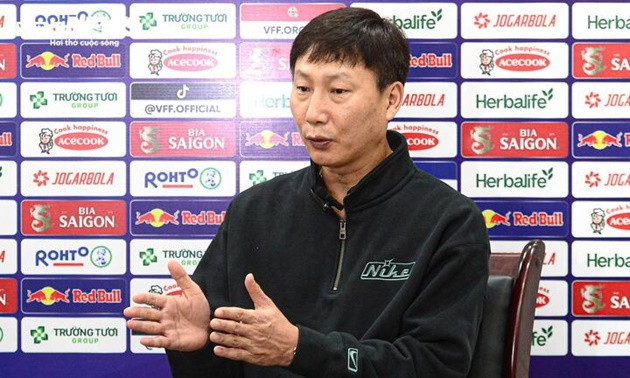 HLV Kim Sang Sik Tập Trung Tìm Kiếm Nhân Tố Mới