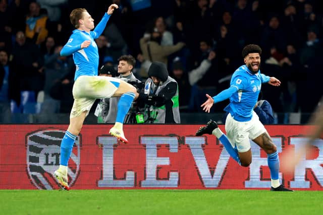 Napoli 1-1 Inter Milan: Siêu dự bị của Conte; Nóng bỏng cuộc đua vô địch Serie A