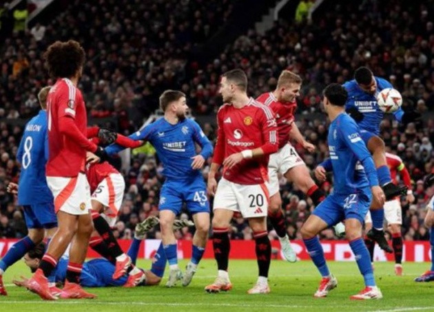 Người thắng kẻ thua sau trận MU 2-1 Rangers