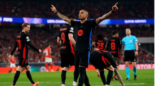 Raphinha ghi bàn mang về chiến thắng cho Barcelona