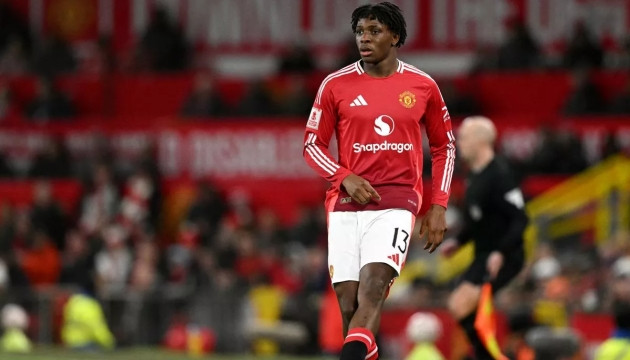Sai lầm chiến thuật của Ruben Amorim và dấu ấn từ Maguire trong trận MU 2-1 Leicester