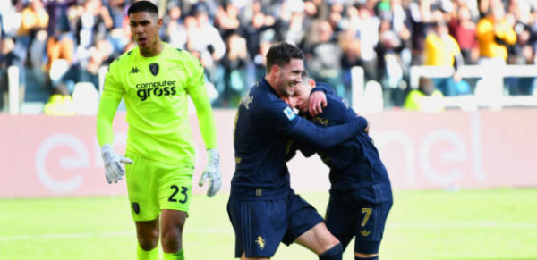 Tân binh tỏa sáng, Juve ngược dòng 4-1