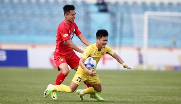 Thanh Hóa &#8216;tự hủy&#8217; cơ hội vô địch lượt đi V-League